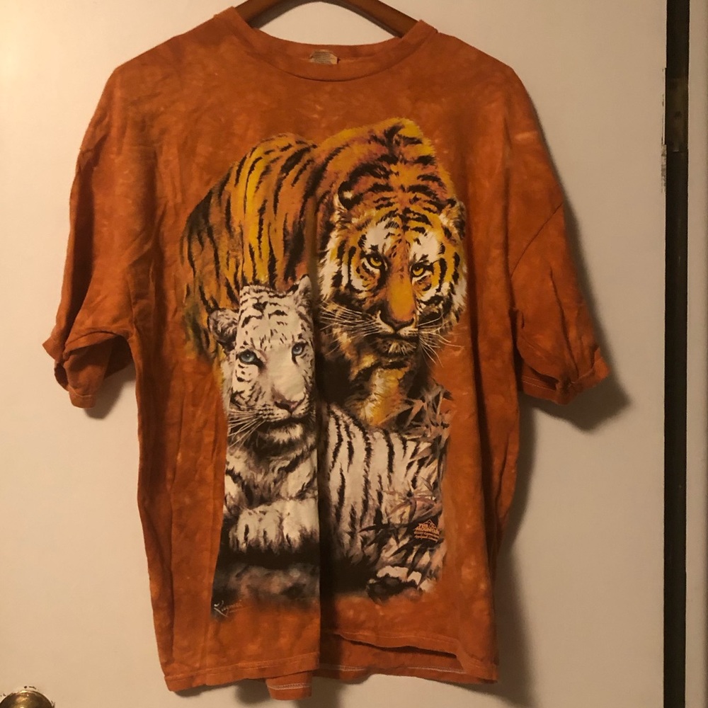 The Mountain Tie Dye Plus Size Tiger T-shirt